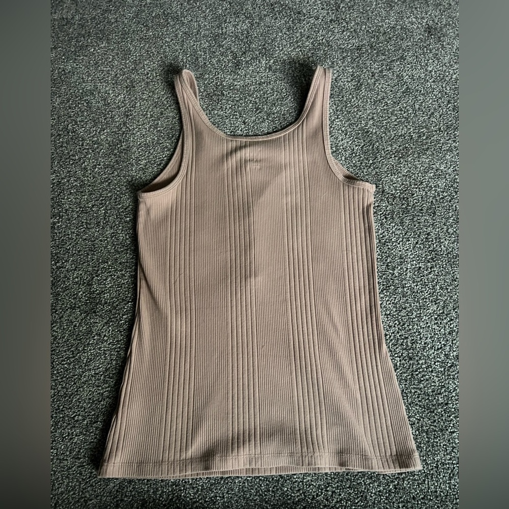 A New Day Women’s Scoop Neck Henley Tank Ribbed Mauve/Brown Extra Small - Picture 2 of 6